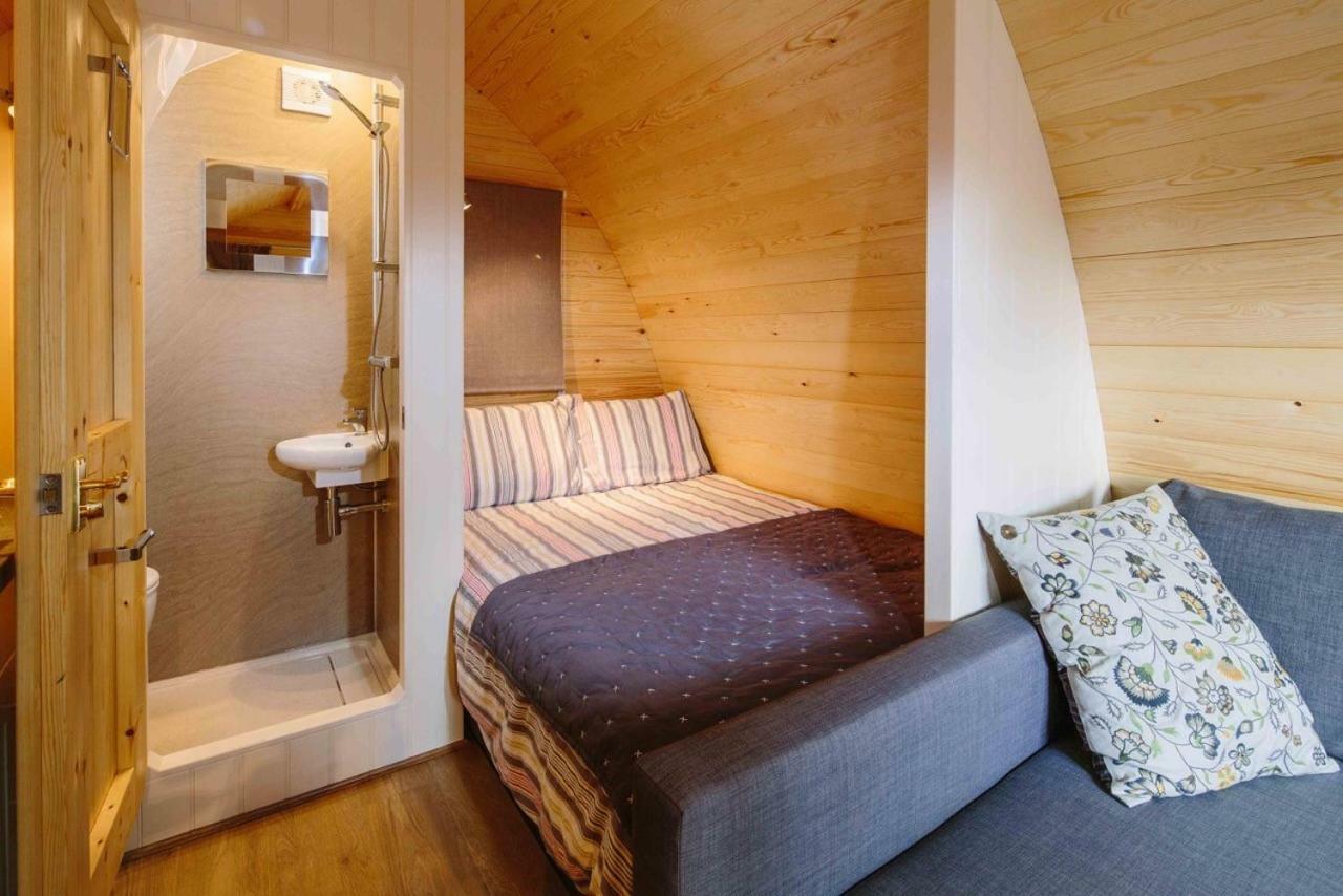 切尔滕纳姆 Lupin Glamping Pod酒店 外观 照片